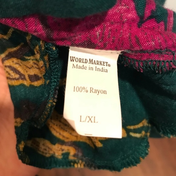 World Market | Floral Tunic Top - Picture 7 of 8